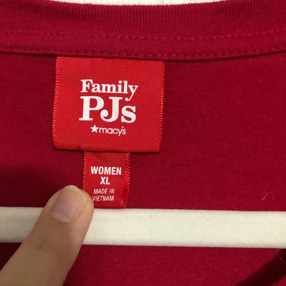 Family PJs from Macy’s Merry and bright red long sleeve shirt womens extra large - Picture 3 of 5